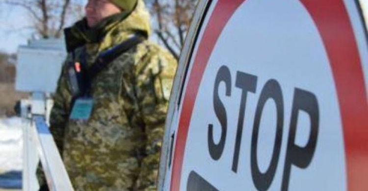 Ситуация на КПВВ на Донбассе, очереди, попытки взяток и гумпомощь от Красного Креста для ОРДО
