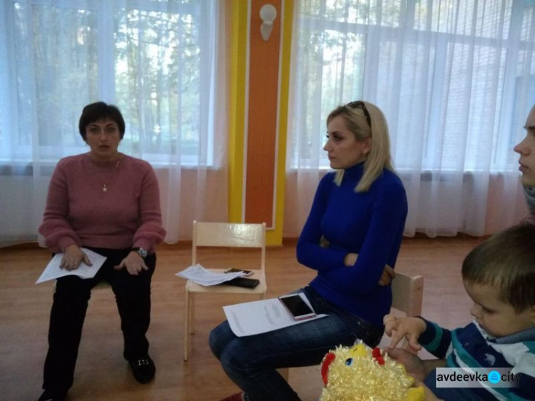 Для родителей авдеевских малышей организовали познавательную встречу (ФОТО)