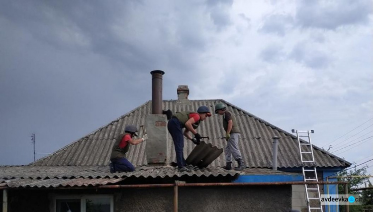Полтысячи домов уже восстановлены в прифронтовой Авдеевке (ФОТО)