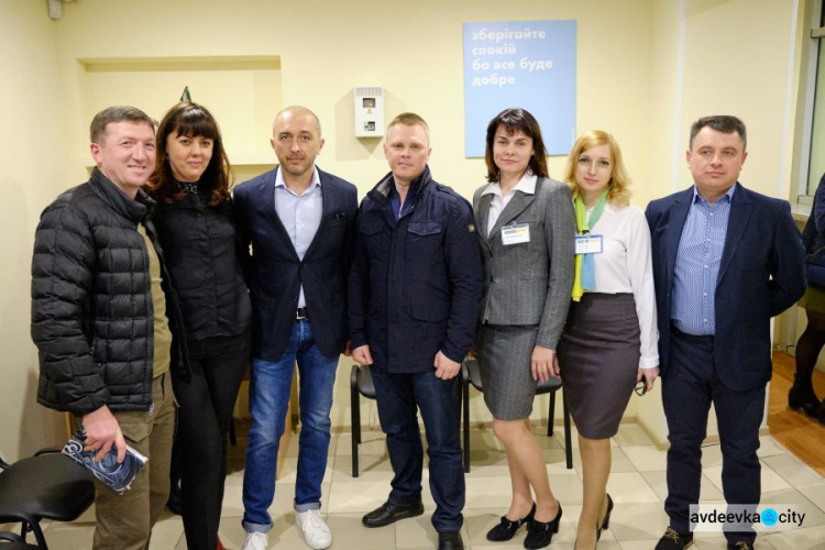 В прифронтовой зоне Донетчины открыли новое отделение Ощадбанка (ФОТО)