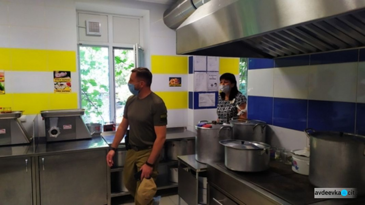 Глава города проинспектировал учреждения образования 