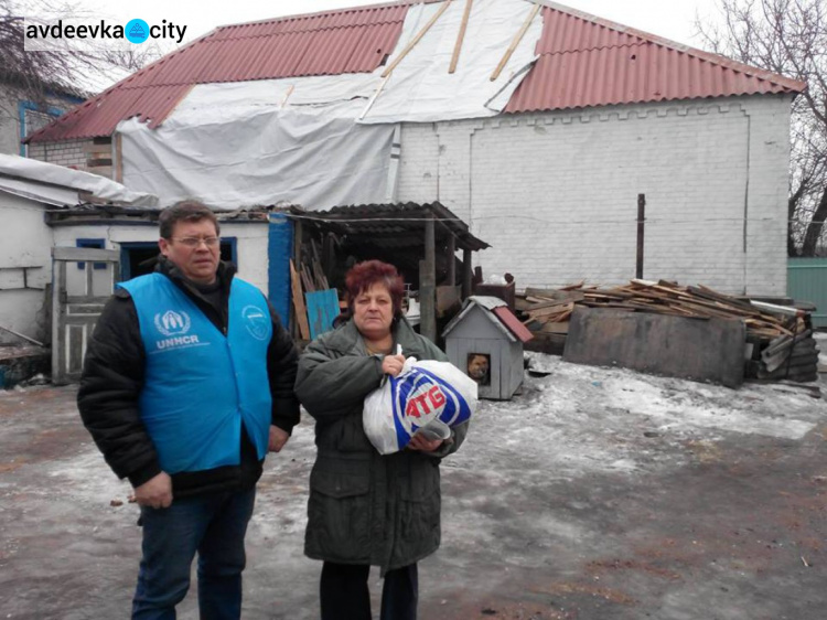 Команда Гуманитарная миссия "Пролиска" продолжает оказывать адресную помощь авдеевцам (ФОТО)