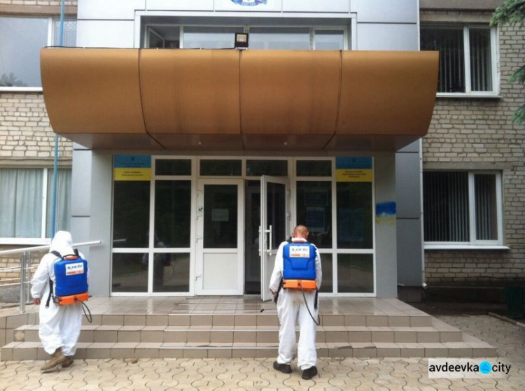 КП "СЕЗ" продолжает осуществлять санобработку города