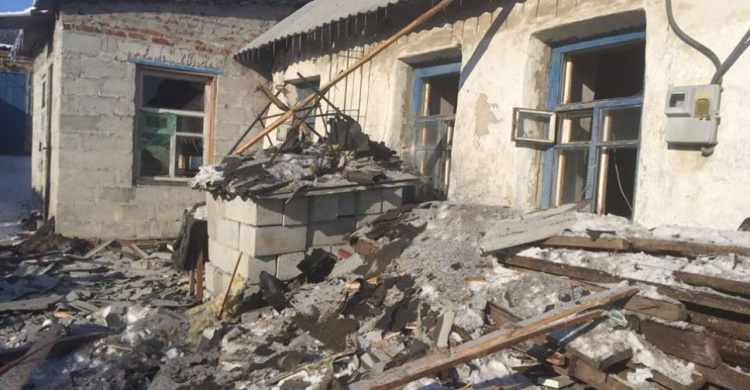 Погибшую женщину  обнаружили в Авдеевке  после утреннего обстрела (ФОТО)