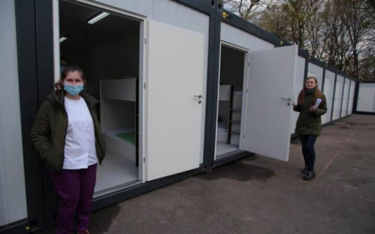 У Верховній Раді пропонують скасувати обмеження строку проживання ВПО у місцях компактного поселення