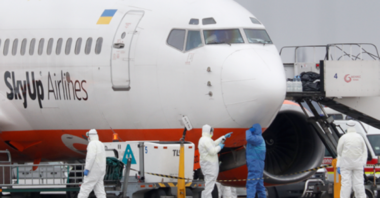 Эвакуация украинцев из Уханя и протесты в Новых Санжарах