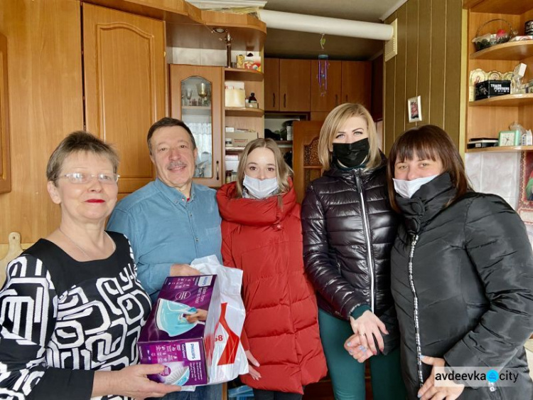 Сюрпризы от именинника продолжаются: награждены победители онлайн-конкурса «Моя история работы на АКХЗ»