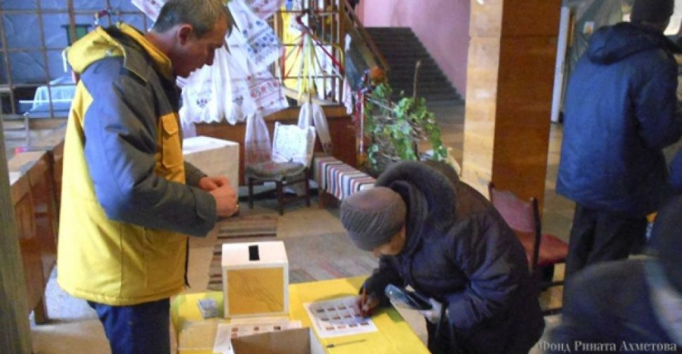 Донбасс выбирает: Иван и Алена Маслюк из Авдеевки в списке претендентов на звание лучшего волонтера