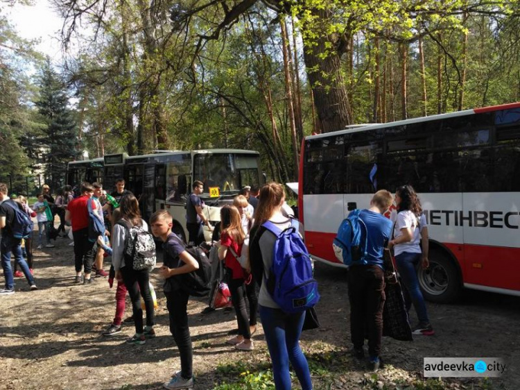 Подростки Авдеевки решают в Святогорске, как сделать свой город лучше (ФОТО)
