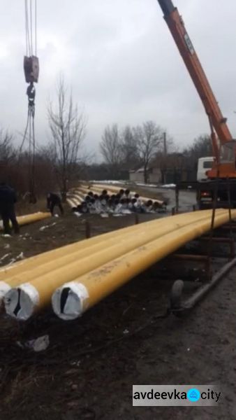 Сани, трубы, снег и грязь: фоторепортаж о битве за газ для Авдеевки