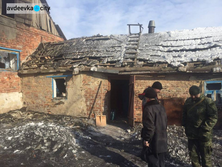 Погибшую женщину  обнаружили в Авдеевке  после утреннего обстрела (ФОТО)