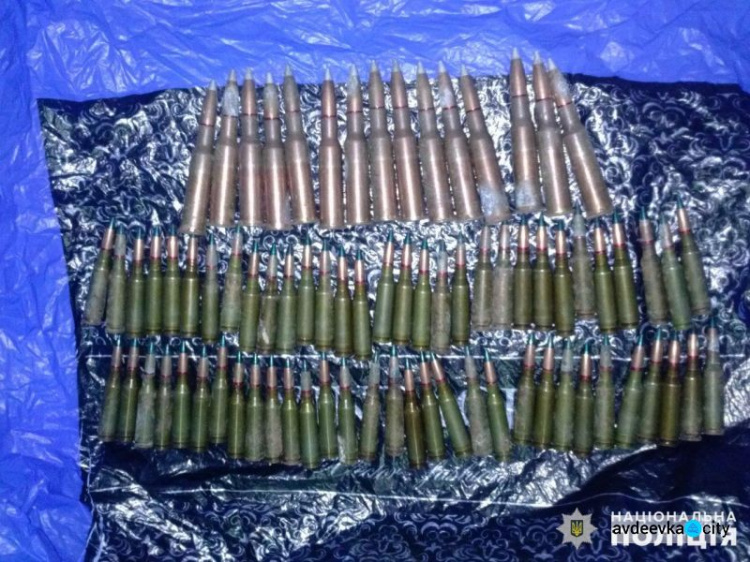 Одиннадцать гранат, 5 единиц оружия и килограмм взрывчатки: в Покровской оперзоне проходит отработка