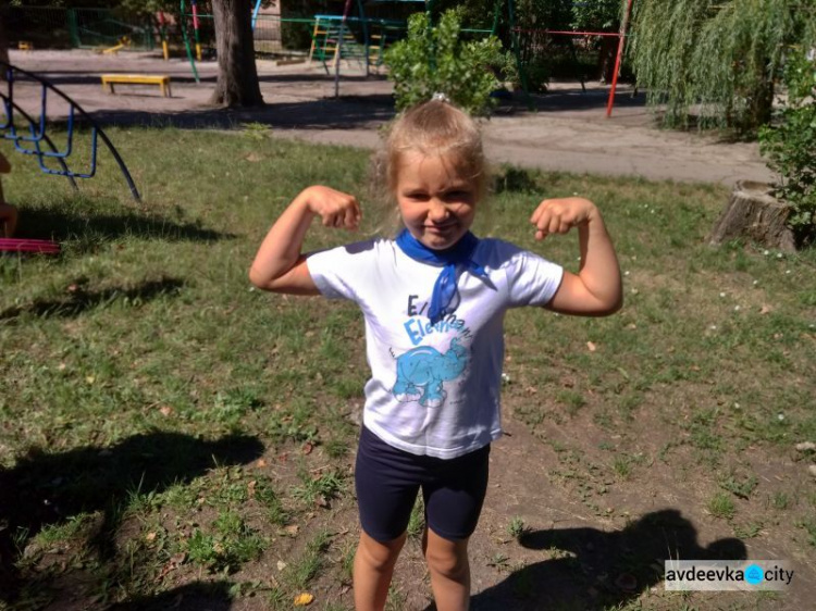В авдеевском саду "Колокольчик" прошел спортивный праздник "Ребёнок-здоровёнок" (ФОТО)
