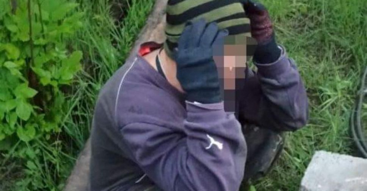 В Авдеевке пресекли кражу труб городского водопровода