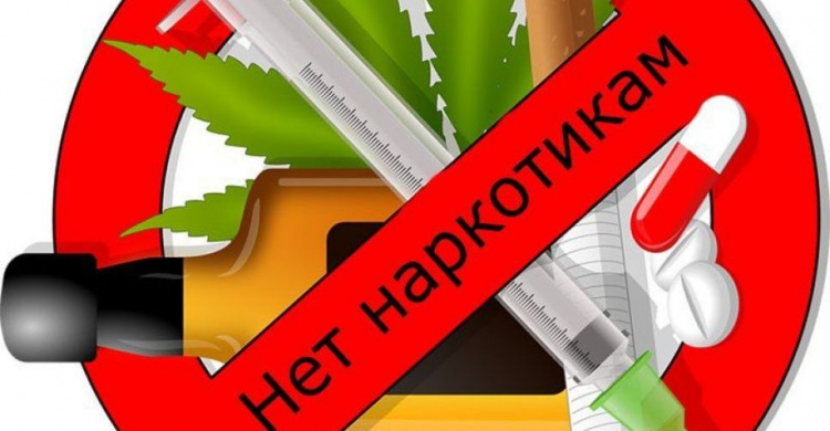Полиция не дает жизни "нарколюбителям" в Покровской оперзоне: изъяты около 4 кг наркотиков