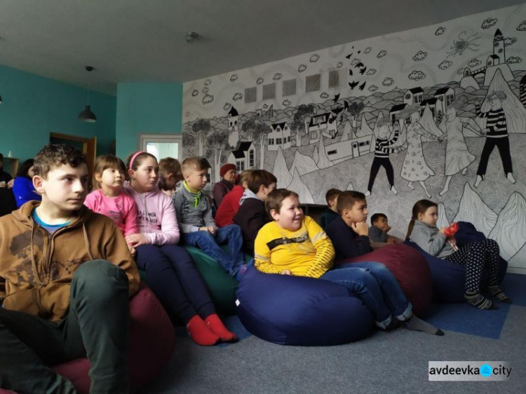 В Авдеевке состоялся кинопросмотр приключенческой киноленты (ФОТО)