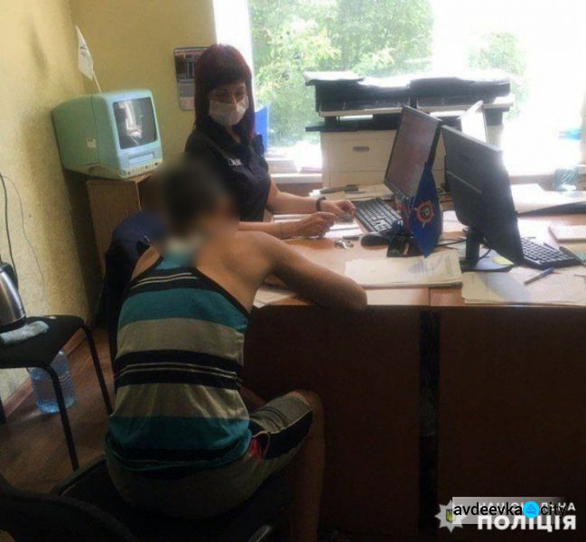 Авдеевские полицейские проводят профилактическую работу с «трудными» подростками