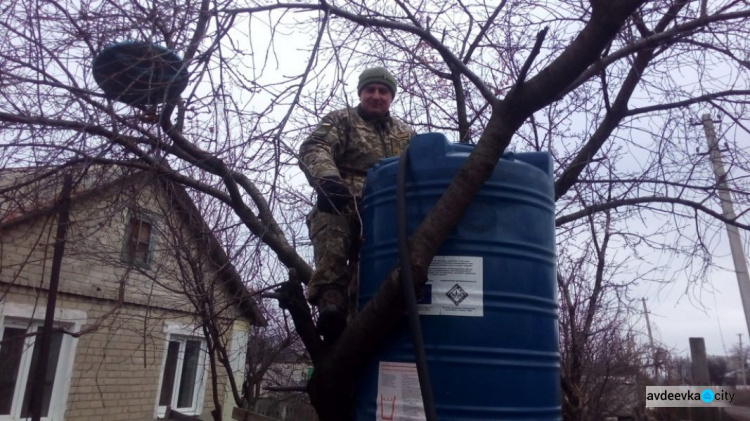 Рисунки, продукты, воду и подарки развозили в течение недели авдеевские «симики» (ФОТО)