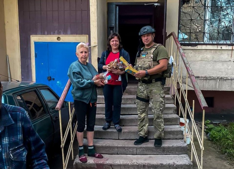 Авдіївські правоохоронці врятували від смерті літнього чоловіка