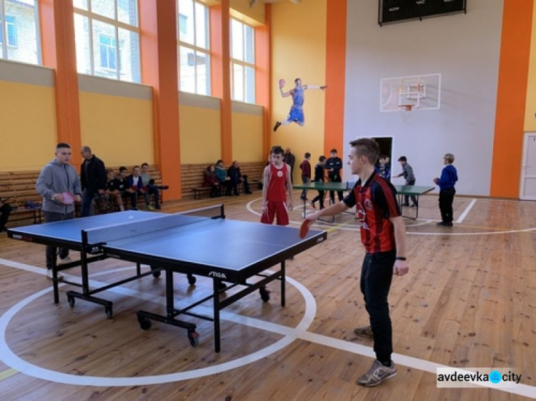В Авдеевке определили победителей молодежного турнира по пинг-понгу (ФОТО)