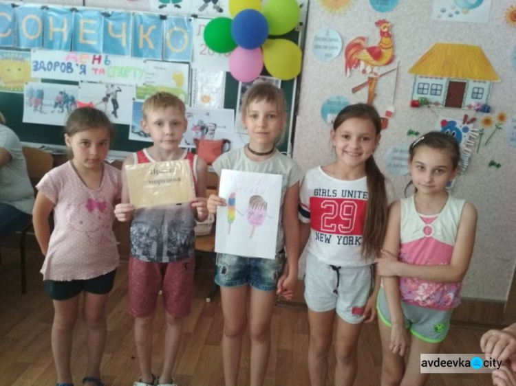 Школьники Авдеевки путешествовали в мир профессий (ФОТО)