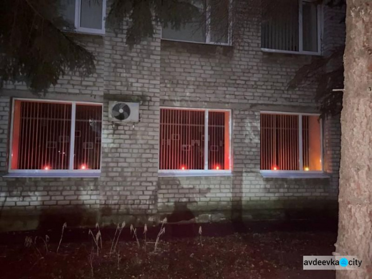 У День пам'яті жертв голодоморів в Авдіївці запалили свічки