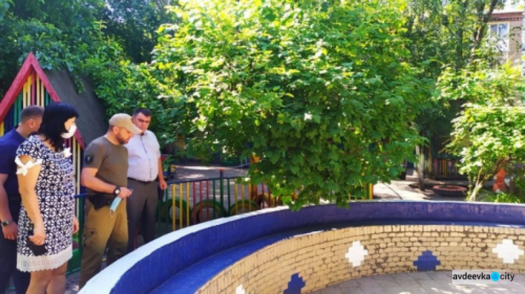 Глава города проинспектировал учреждения образования 