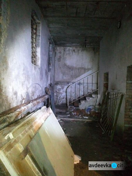 В авдеевской школе торжественно открыли отремонтированный спортзал и новые раздевалки  (ФОТО)
