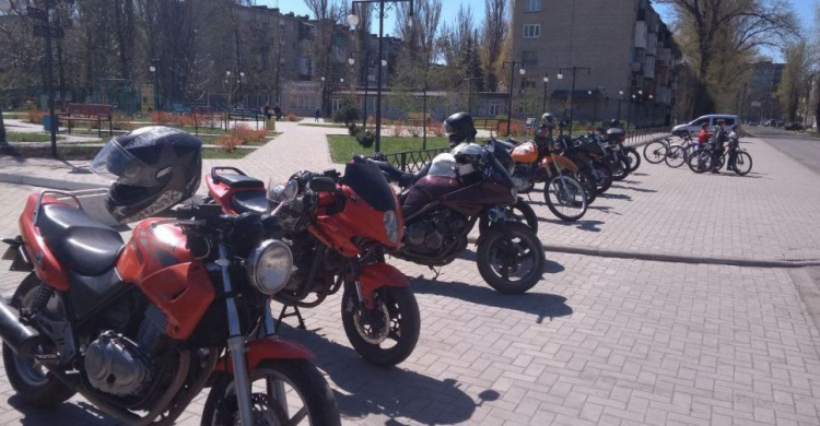 Открытие мотосезона: в Авдеевке байкерский слёт (ФОТОФАКТ)