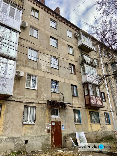 З Метінвестом до нового життя: завдяки гранту ініціативні мешканці позбулися глобальної проблеми в одному з найстаріших будинків міста