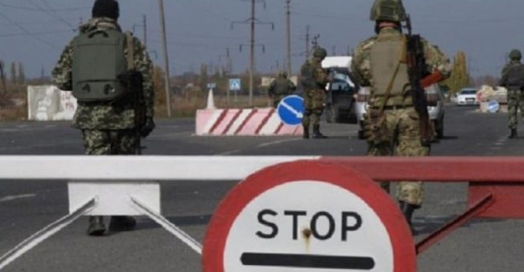 Утром боевиками был обстрелян КПВВ "Марьинка"