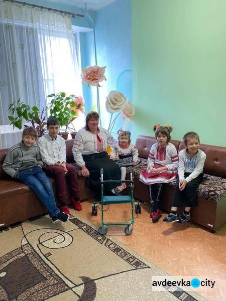 Для дітей з "Іскорки" пройшов святковий захід з нагоди Дня Захисника України