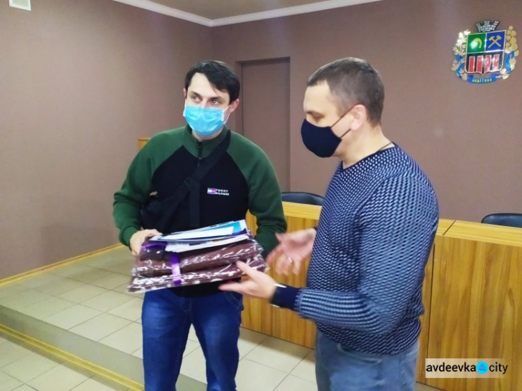 В Авдеевке отметили День памяти и примирения