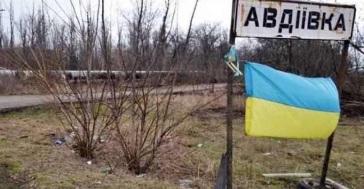 В Авдеевке под обстрелом боевиков оказалась старая часть города