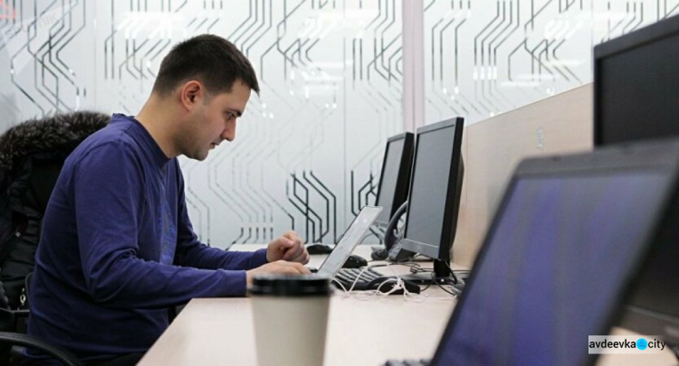Названы самые оплачиваемые в Украине профессии