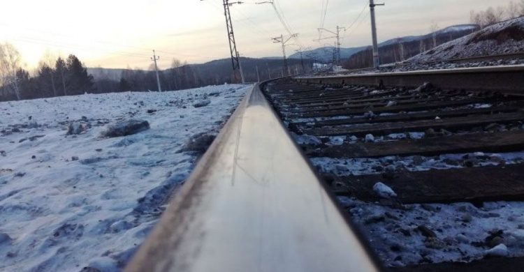 На Донетчине трехлетний мальчик попал под поезд