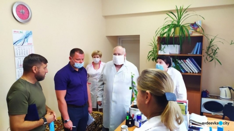 Глава города ознакомился с проблемами местной больницы