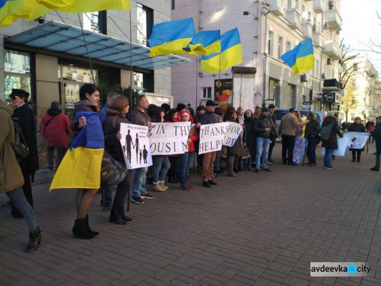 Мнение: Не все украинские чиновники заинтересованы в прозрачном выделении средств для переселенцев