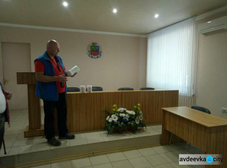 Питьевую воду в авдеевских колодцах сделают безопасной (ФОТО)