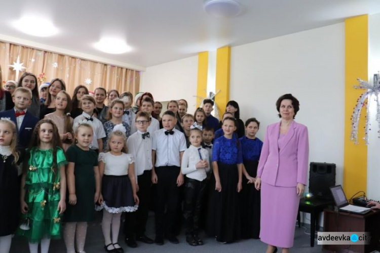 В оновленій концертній залі музичної школи пройшли два фестивалі дитячої творчості