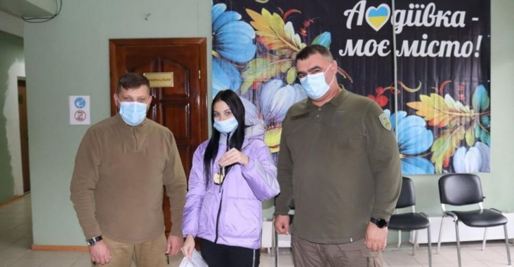 В Авдіївці переселенка з трьома дітьми отримала житло