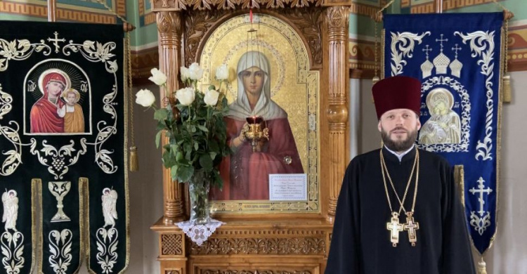 Со Светлым Христовым Воскресением авдеевцеев поздравляет протоиерей Андрей Карпец