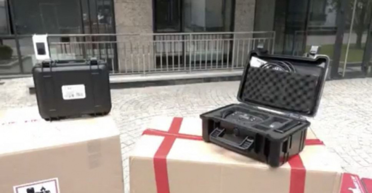 Головне управління розвідки МОУ отримало від Метінвесту 120 тепловізорів