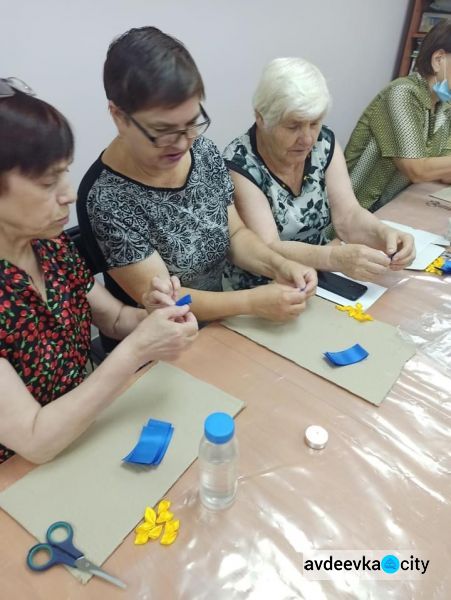 Для підопічних терцентру провели майстер-клас до Дня Незалежності