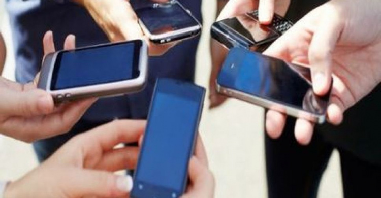 С возвращением: связь Vodafone восстановили на неподконтрольном Донбассе