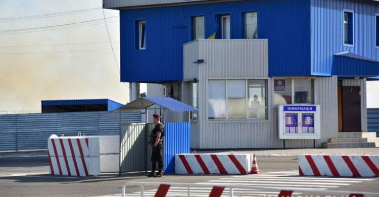  Блокпосты в Донецкой области обновляются: зоны отдыха, подзарядка гаджетов и новая техника (ВИДЕО)