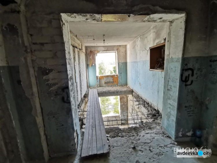 Восстановление известной многоэтажки с муралом в Авдеевке будет расти в цене
