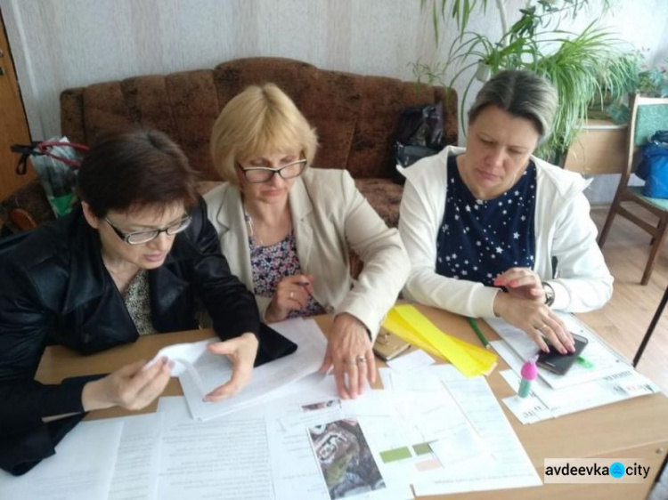 Авдіївські вчителі відвідали креативний тренінг