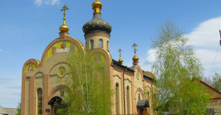 В результате  обстрела Авдеевки повреждена церковь