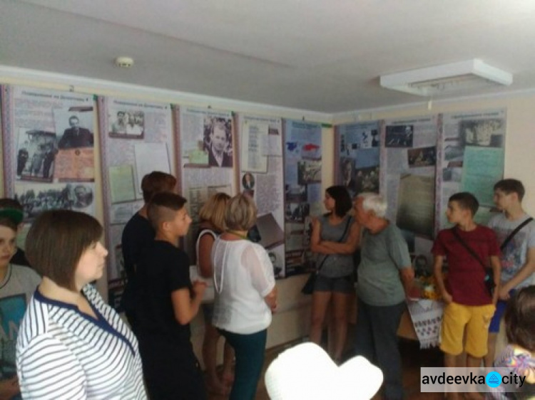 В Народном музее истории города Авдеевки презентовали выставку «Олекса Тихий - символ украинского Донбасса» (ФОТО)